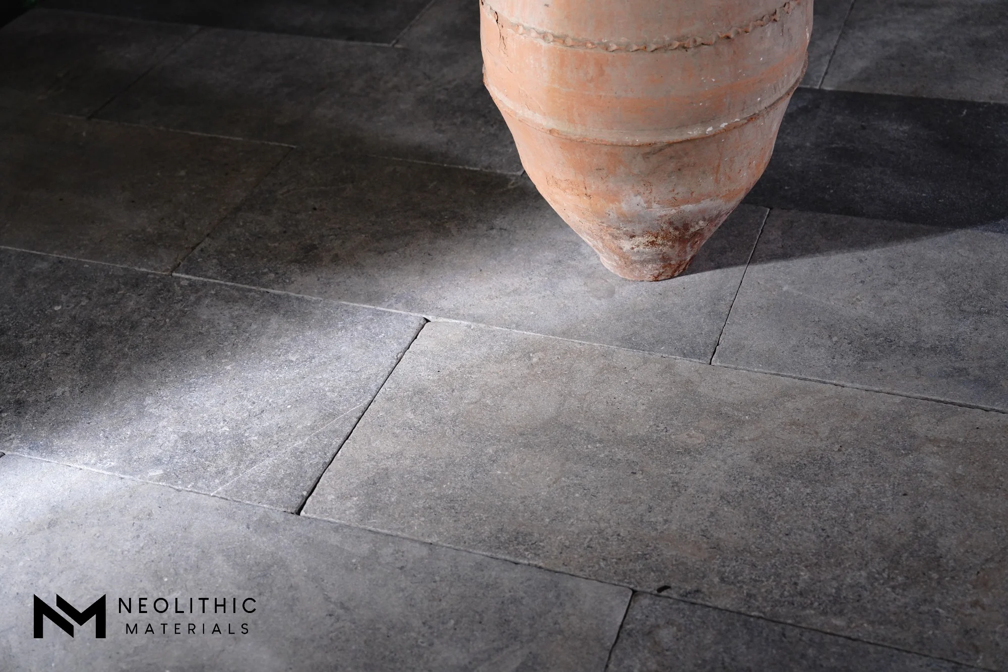 Manhattan Blue - Image 1